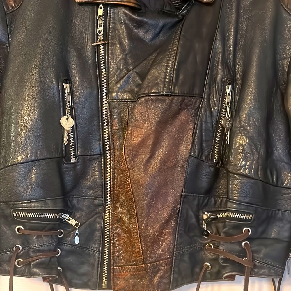 Vintage two tone leather lace up Moto motorcycle biker jacket - Picture 4 of 17